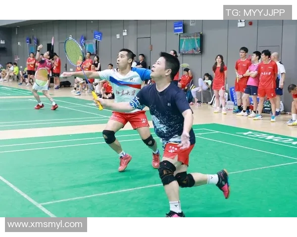 羽毛球战术探讨武汉羽毛球队边路渗透体系的创新与应用 羽毛球战术探讨武汉羽毛球队边路渗透体系的创新与应用